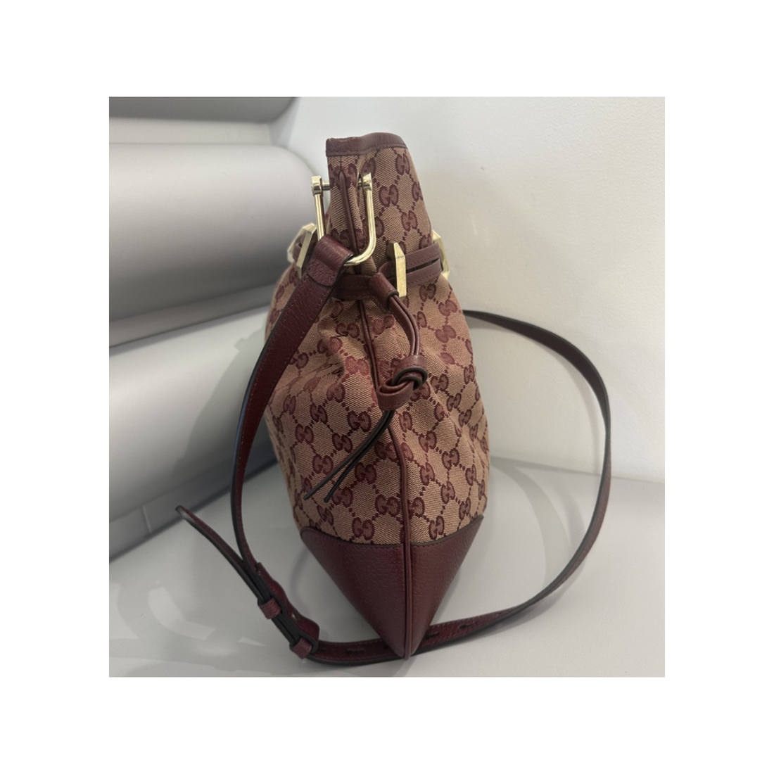 PRELOVED GUCCI MONOGRAM TEXTURED DOLLAR BAG IN BURGUNDY