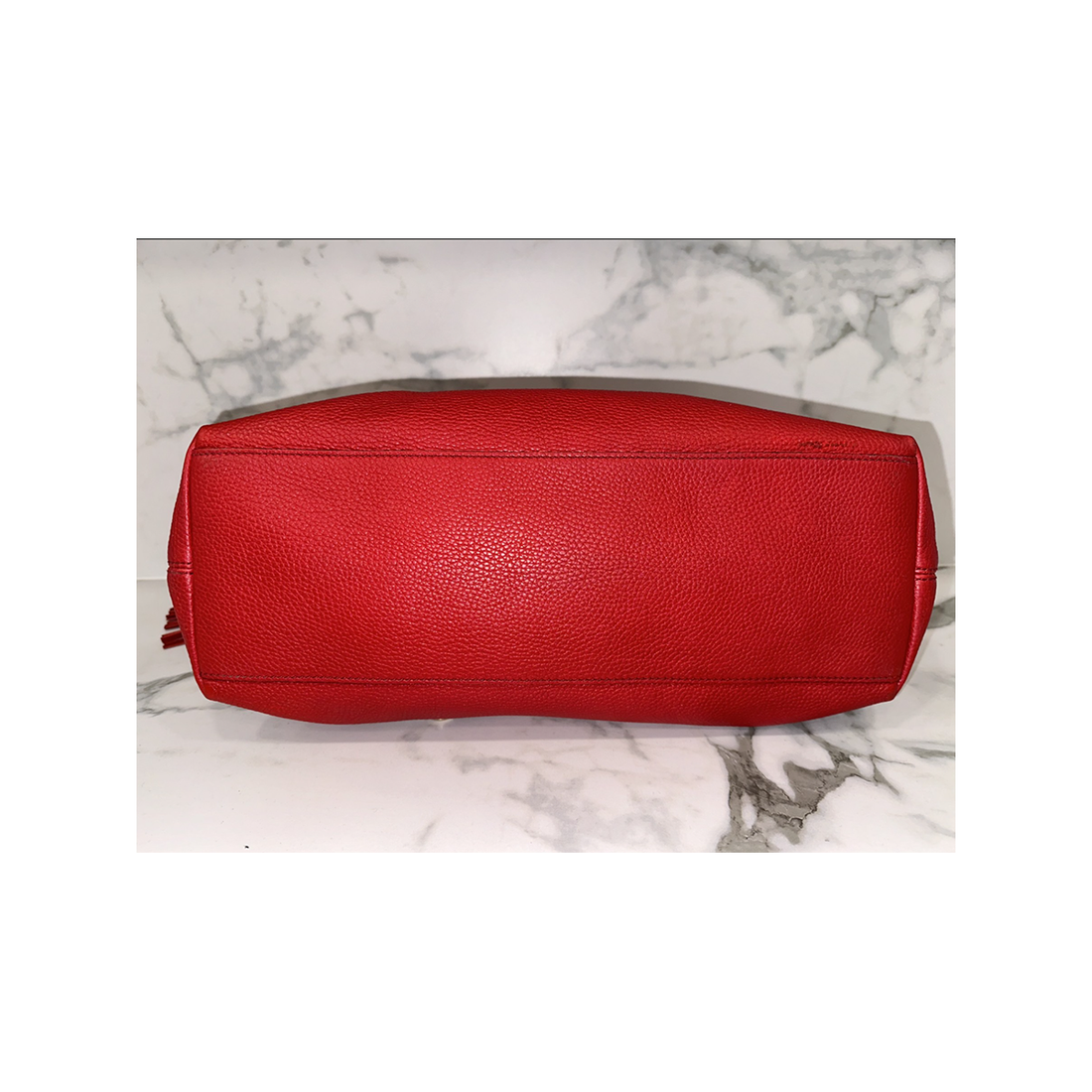 GUCCI MEDIUM SOHO CHAIN BAG IN RED